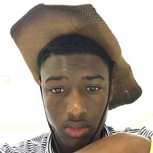 Meet your Posher, Jordan